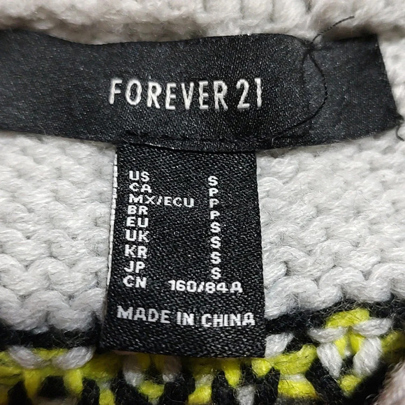 Forever 21 Pull Over Christmas Sweater Size S - Picture 3 of 3